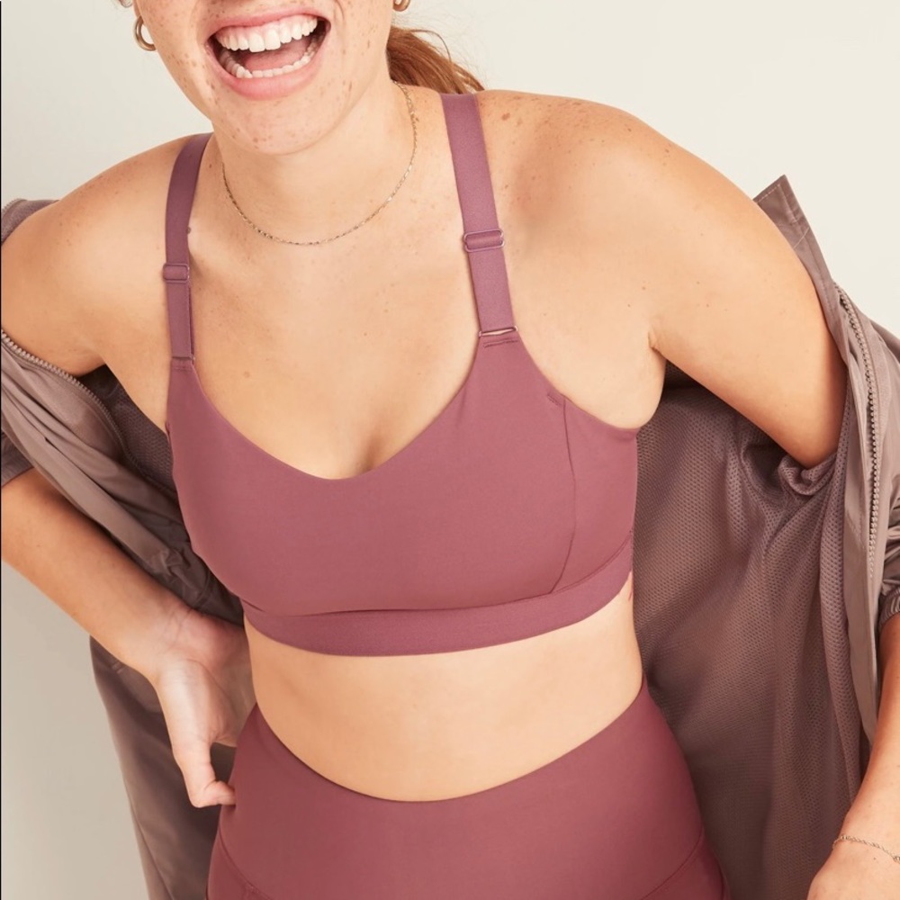 Old Navy Powersoft Sports Bra